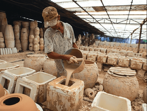 Địa điểm chụp ảnh đẹp tại Bình Dương - Làng nghề gốm sứ tại Bình Dương